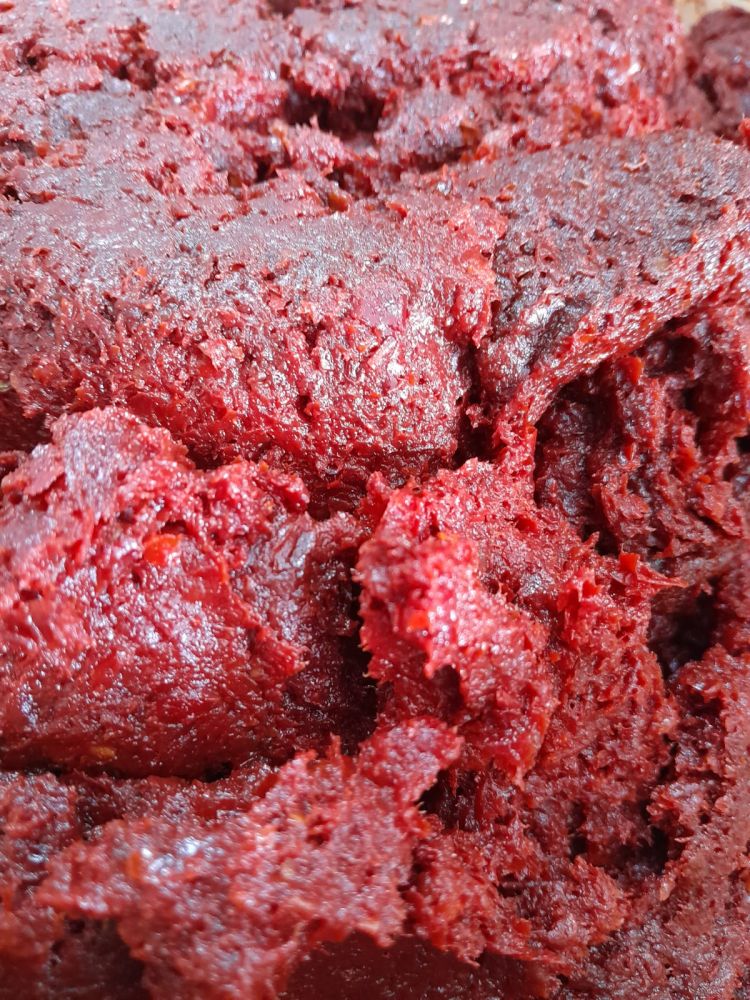 BAŞ BİBER SALÇA (TATLI)  EL DÖVMESİ 500GR